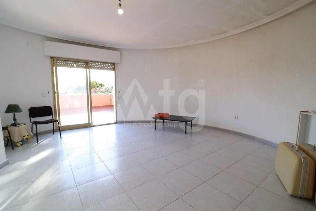 5 bedroom Villa in Torrevieja - CRR41231 - Photo - 18