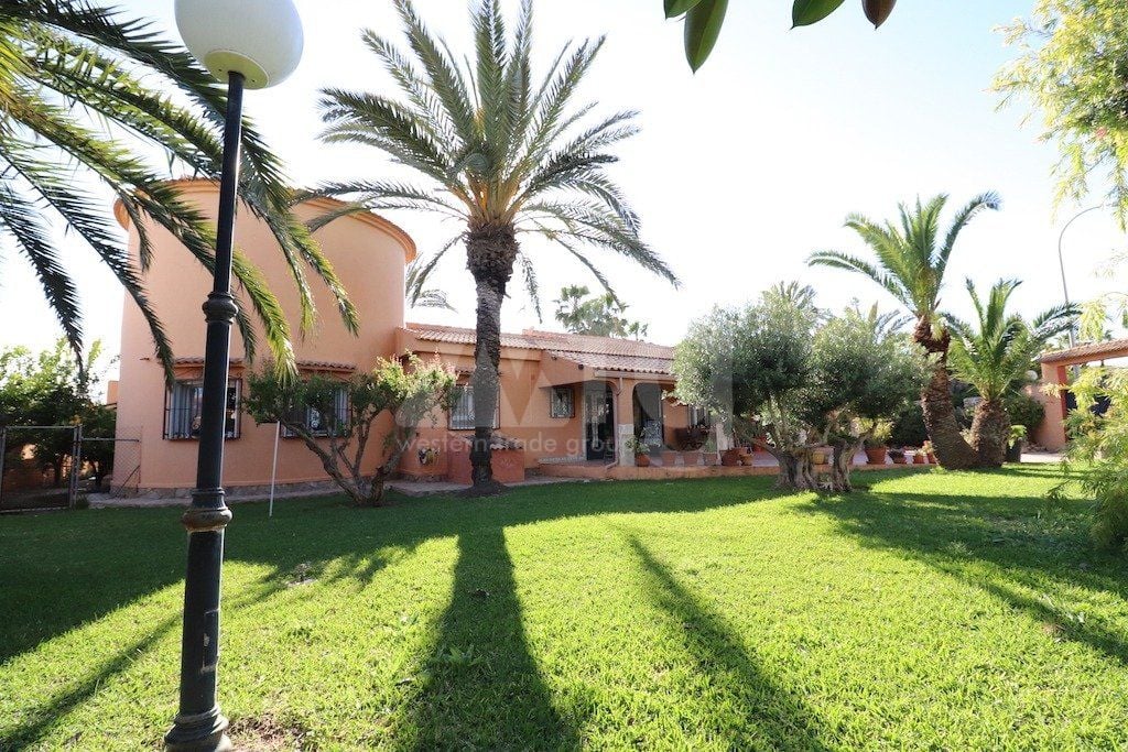 5 bedroom Villa in Torrevieja - CRR41231 - Photo - 32