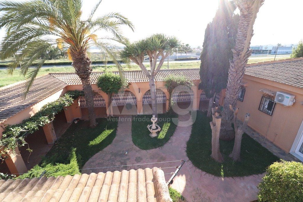 5 bedroom Villa in Torrevieja - CRR41231 - Photo - 41