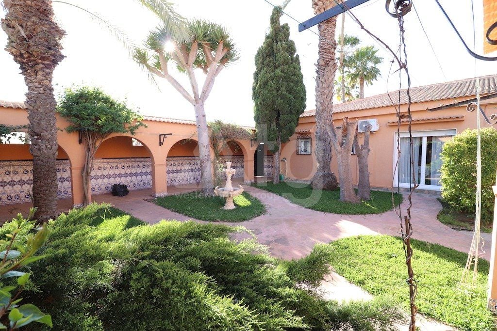 5 bedroom Villa in Torrevieja - CRR41231 - Photo - 34