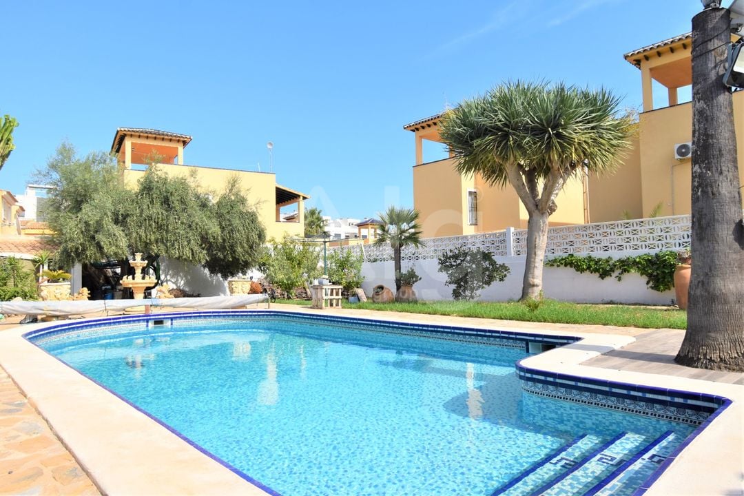 Villa de 4 chambres à Villamartin - VRE42116 - Photo - 2