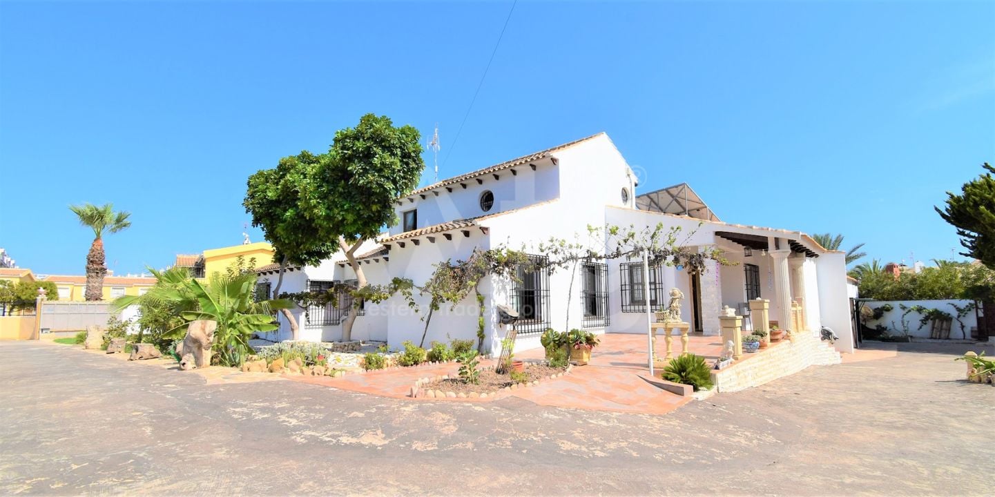Villa de 4 chambres à Villamartin - VRE42116 - Photo - 1