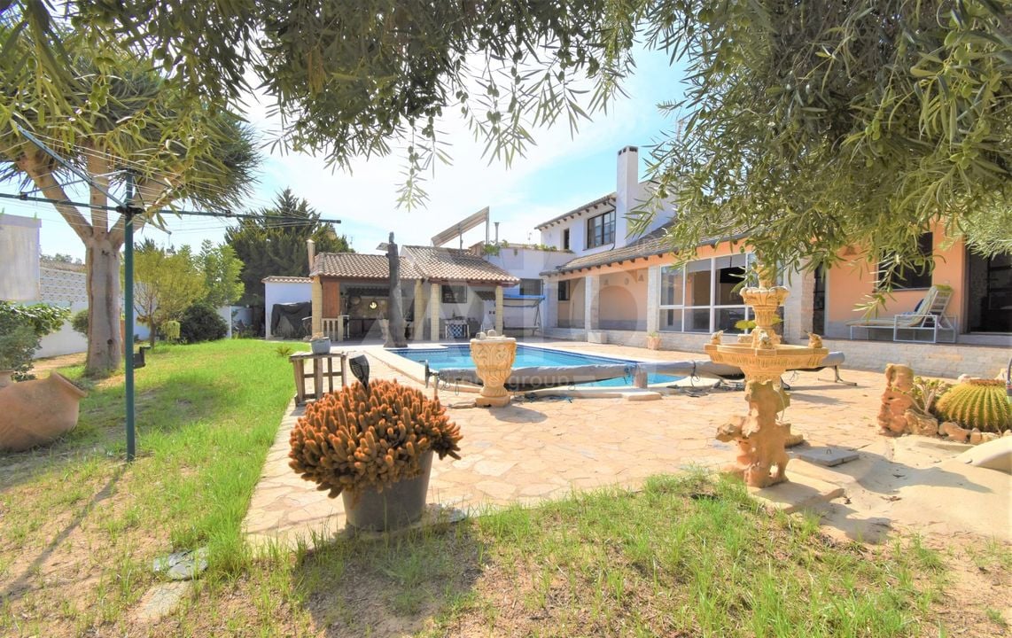 Villa de 4 chambres à Villamartin - VRE42116 - Photo - 4