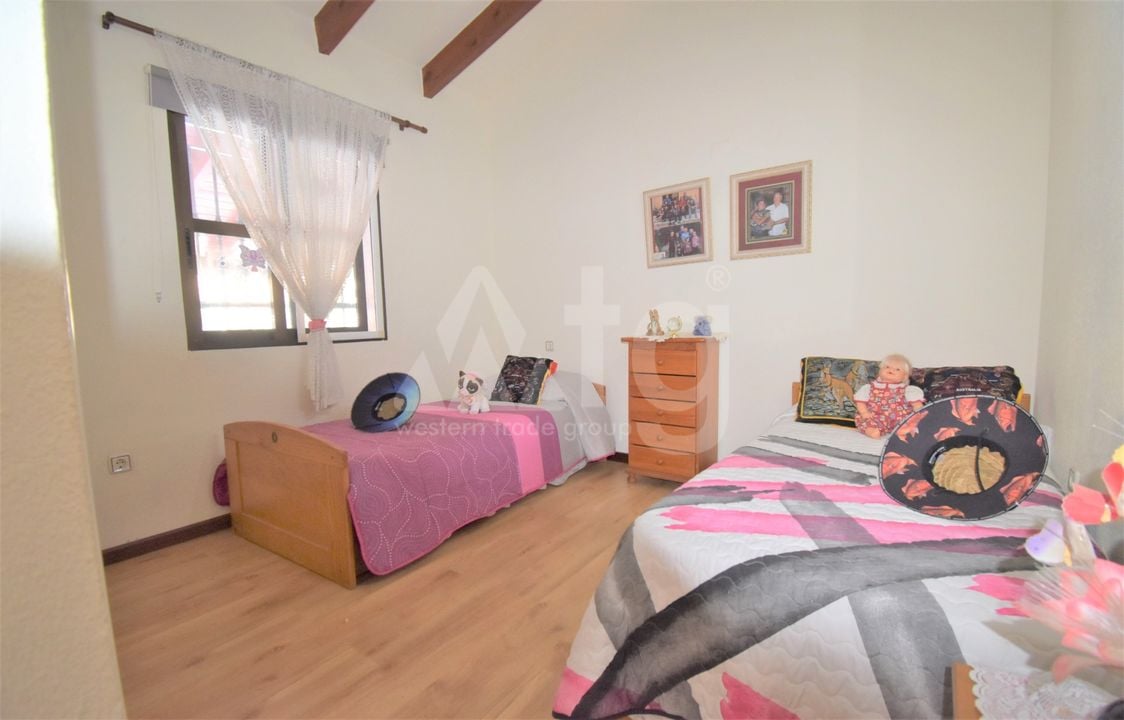 Villa de 4 chambres à Villamartin - VRE42116 - Photo - 12