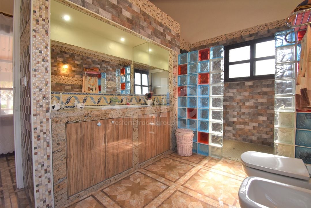 Villa de 4 chambres à Villamartin - VRE42116 - Photo - 21