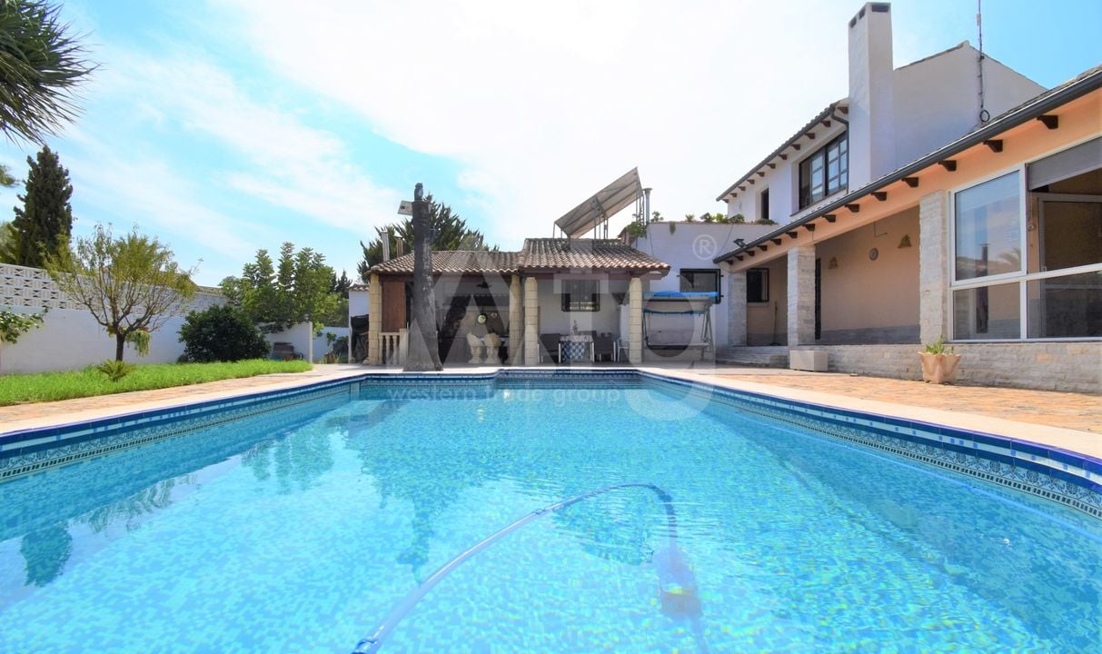 Villa de 4 chambres à Villamartin - VRE42116 - Photo - 3