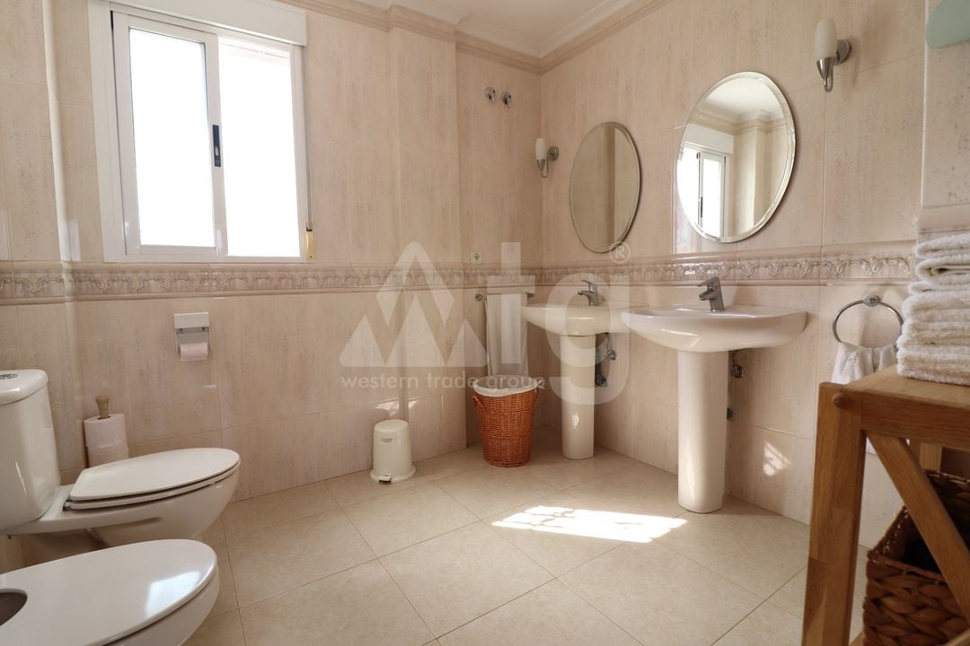 3 bedroom Villa in Algorfa - VRE42331 - Photo - 16