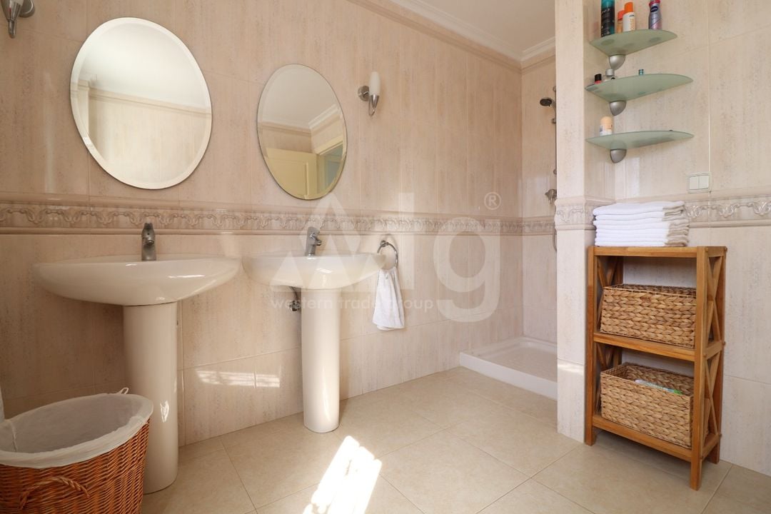 3 bedroom Villa in Algorfa - VRE42331 - Photo - 17