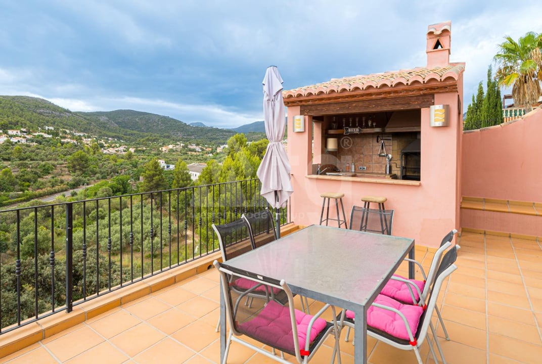 5 bedroom Villa in Orba - OH42567 - Photo - 6