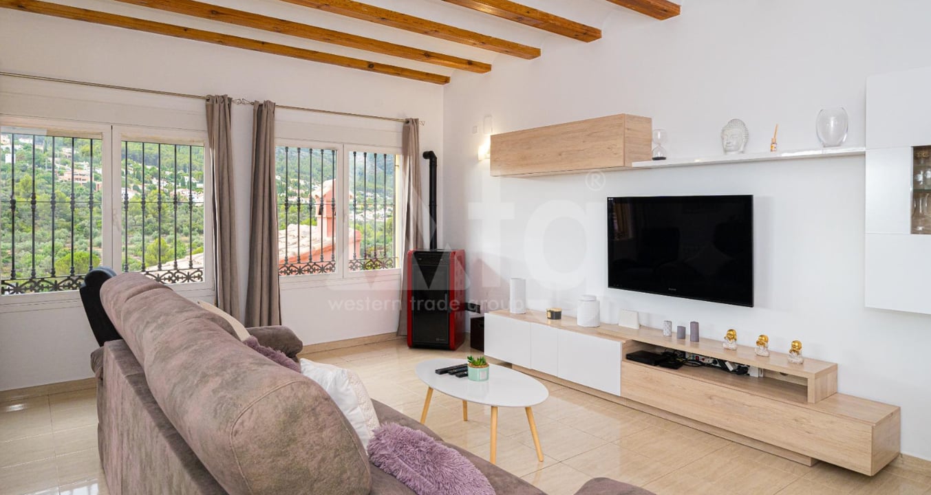 5 bedroom Villa in Orba - OH42567 - Photo - 8