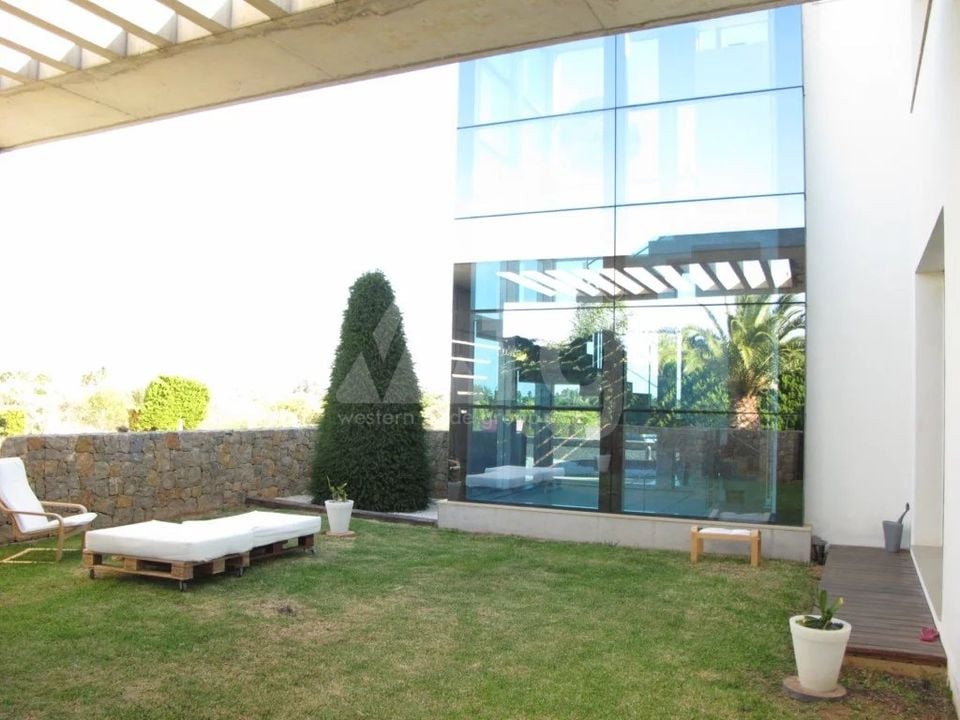 Villa de 4 chambres à Denia - BES45386 - Photo - 8