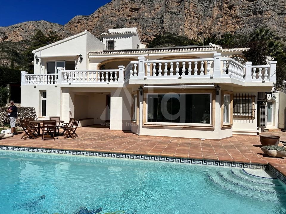 5 bedroom Villa in Javea - BES45455 - Photo - 2