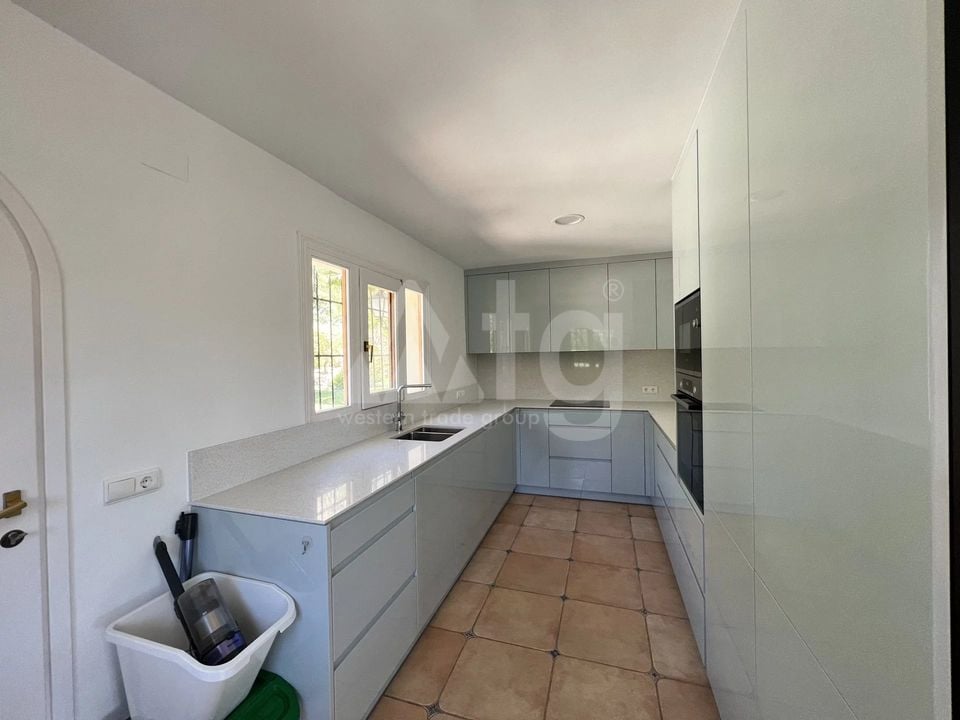 5 bedroom Villa in Javea - BES45455 - Photo - 8