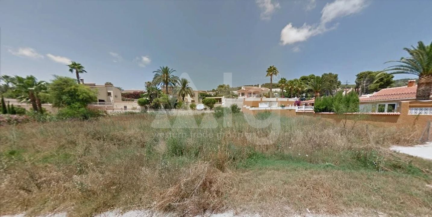  Pozemek v Calpe- BES45475 - Foto - 1