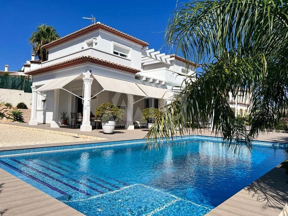 4 bedroom Villa in Javea - BES45500 - Photo - 1