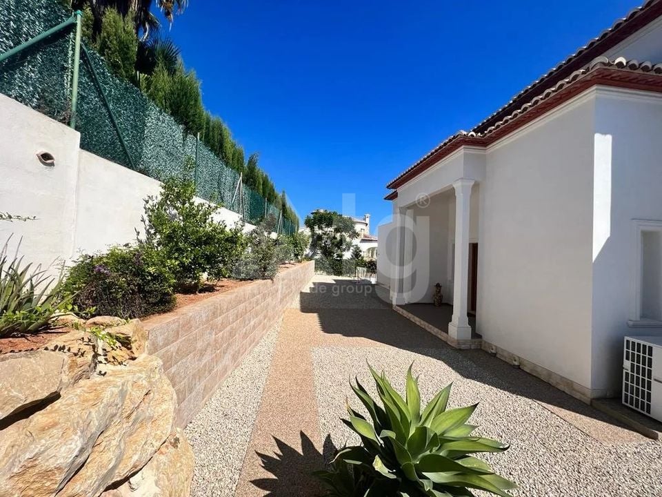 4 bedroom Villa in Javea - BES45500 - Photo - 37
