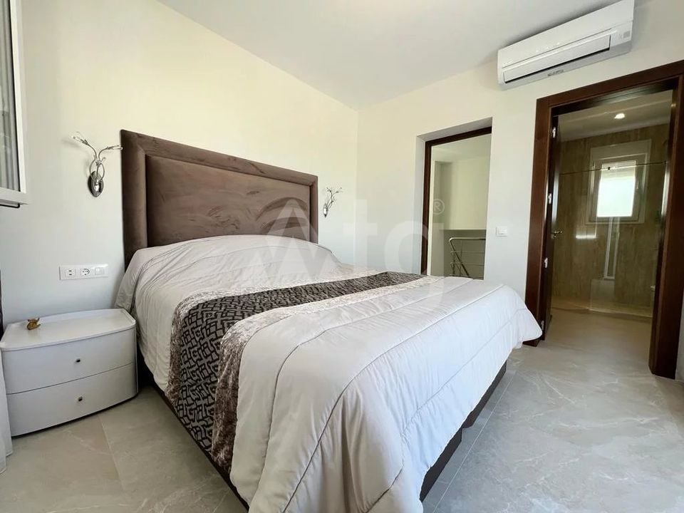 4 bedroom Villa in Javea - BES45500 - Photo - 19