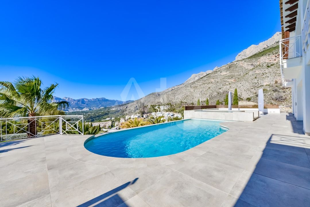 8 bedroom Villa in Altea Hills - DHS79000 - Photo - 3