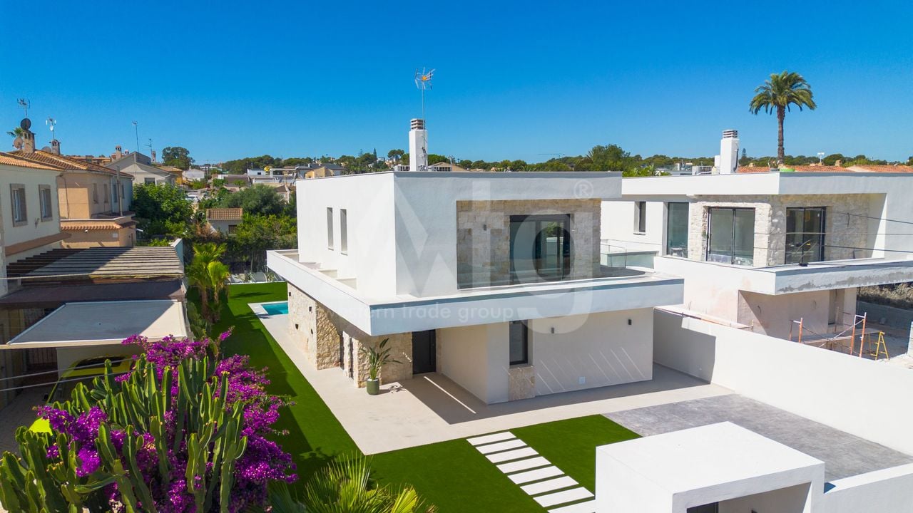 4 bedroom Villa in Los Balcones - RVC79723 - Photo - 35