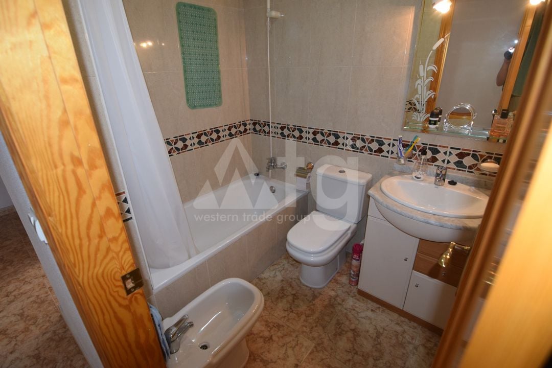 3 bedroom Apartment in Torrevieja - AI50170 - Photo - 11