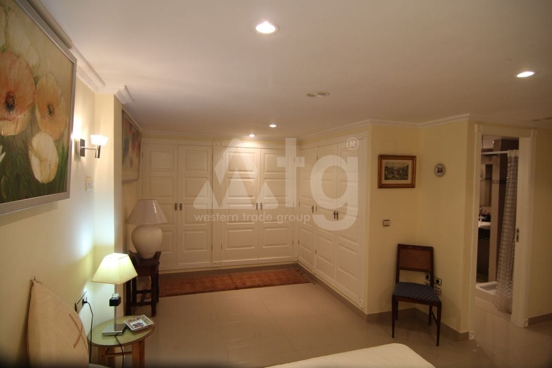 Villa de 9 chambres à Alicante - WI62465 - Photo - 12