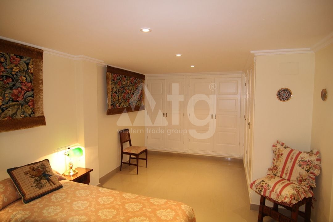 Villa de 9 chambres à Alicante - WI62465 - Photo - 13