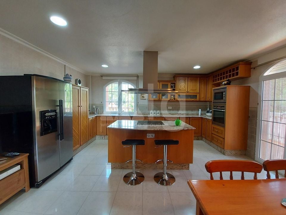 6 bedroom Villa in Totana - WI62470 - Photo - 8