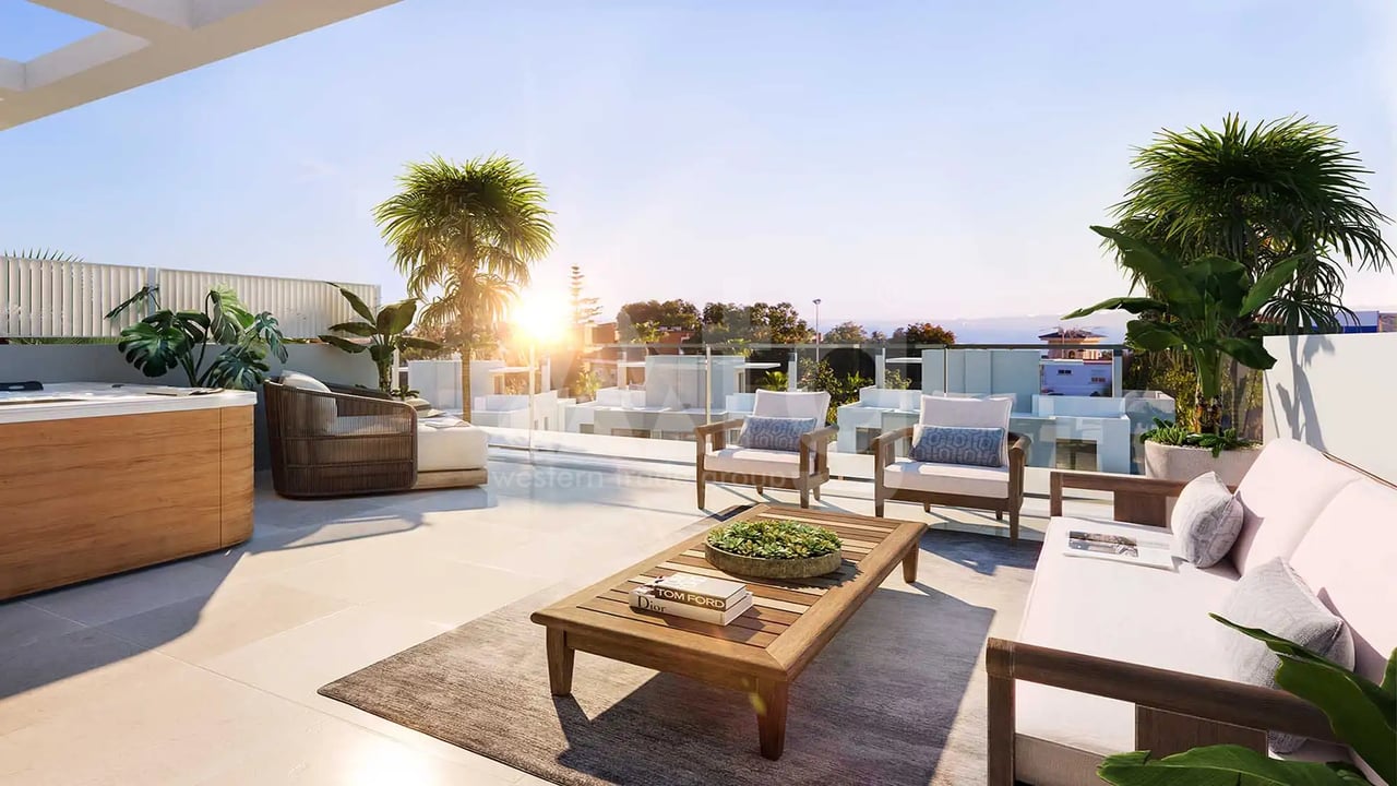 4 bedroom Villa in Alicante - AEH91591 - Photo - 8