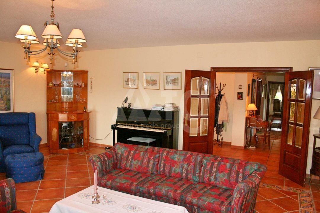 5 bedroom Villa in Alfaz del Pi - SLE52226 - Photo - 10