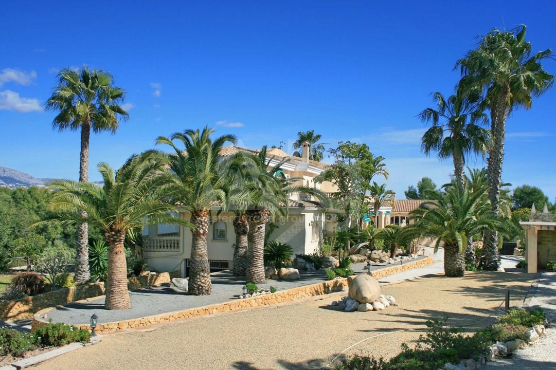 5 bedroom Villa in Alfaz del Pi - SLE52226 - Photo - 28
