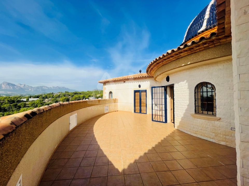 6 bedroom Villa in Altea - SLE73742 - Photo - 31