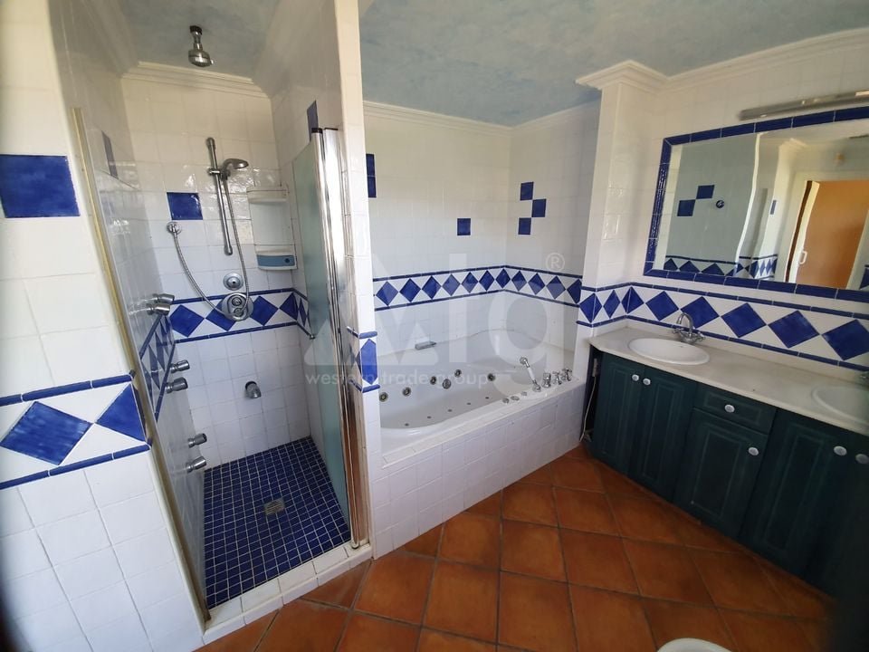 Vilă cu 6 dormitoare în Callosa de Ensarriá - SLE73750 - Imagini - 19