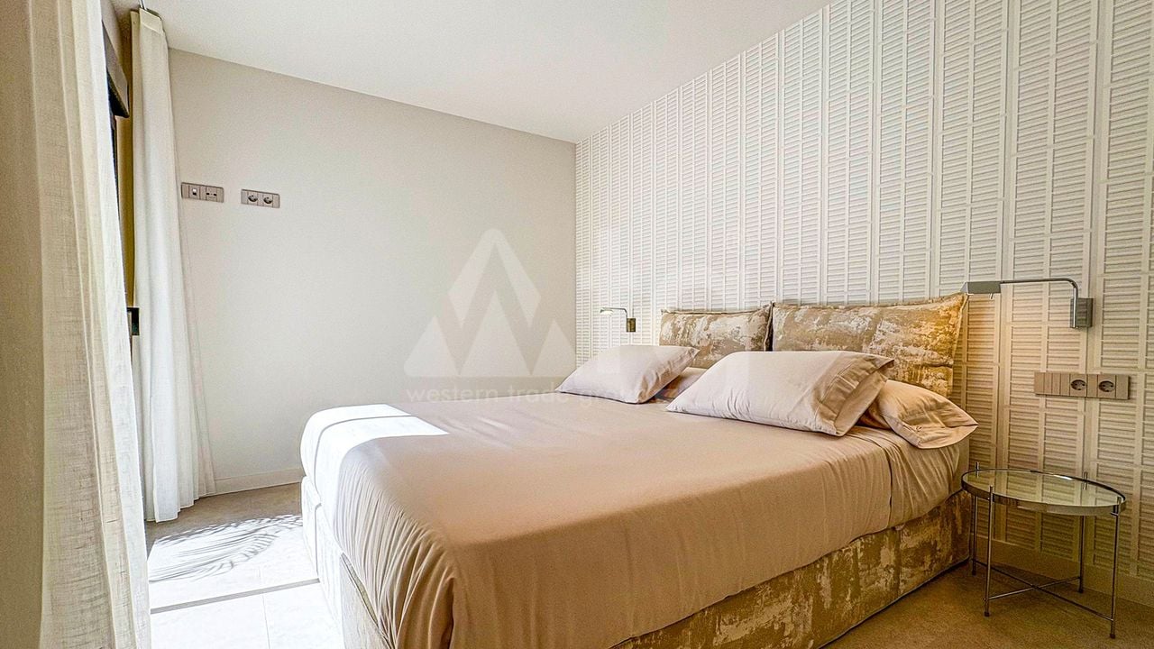 4 bedroom Villa in Ciudad Quesada - AT85241 - Photo - 14