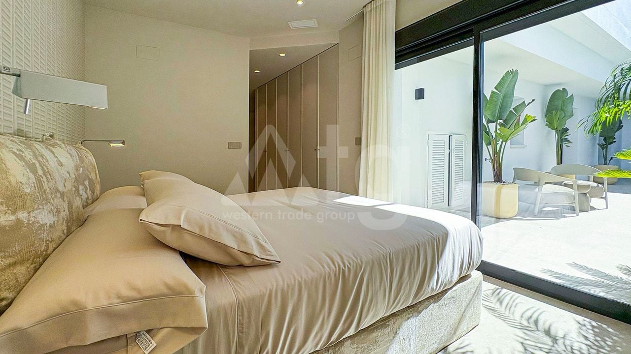 4 bedroom Villa in Ciudad Quesada - AT85243 - Photo - 13