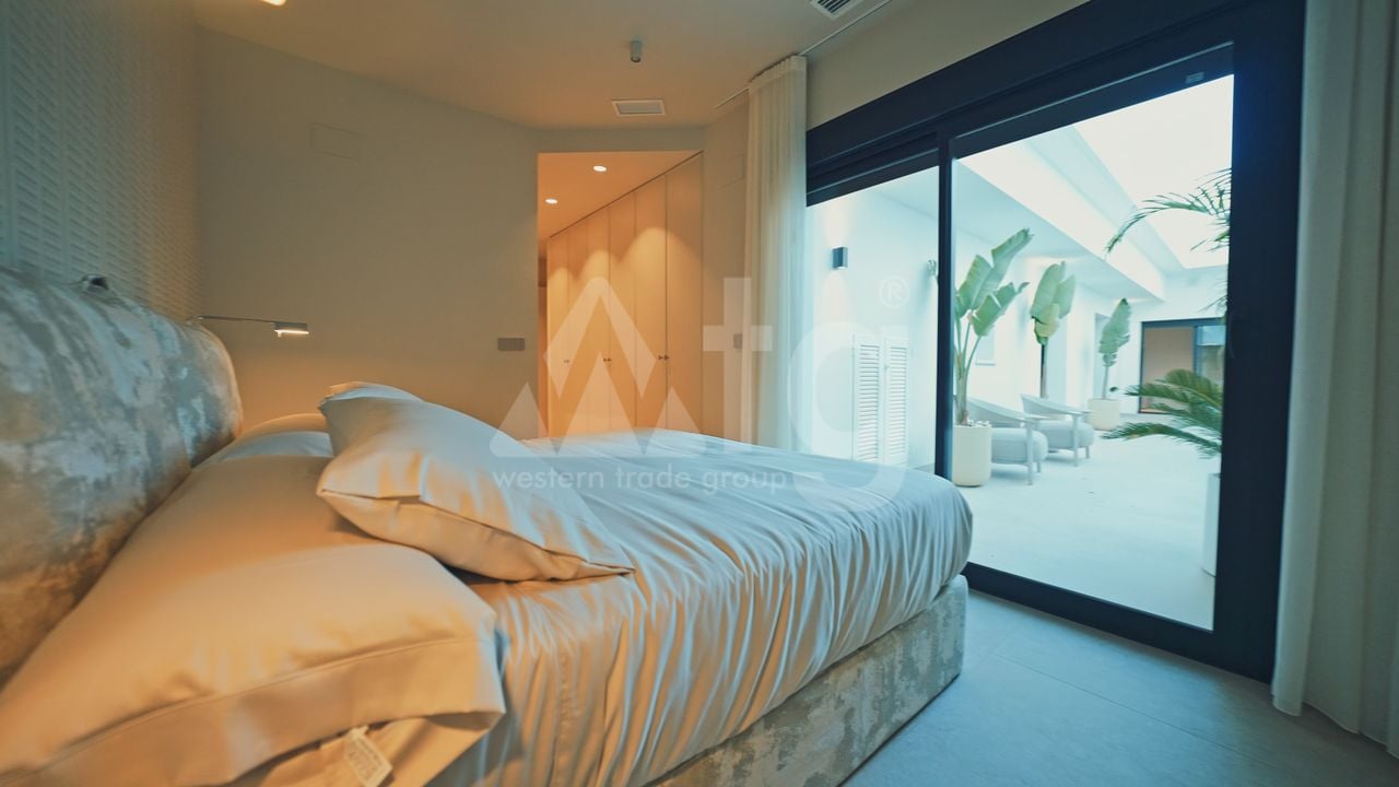4 bedroom Villa in Ciudad Quesada - AT107022 - Photo - 21