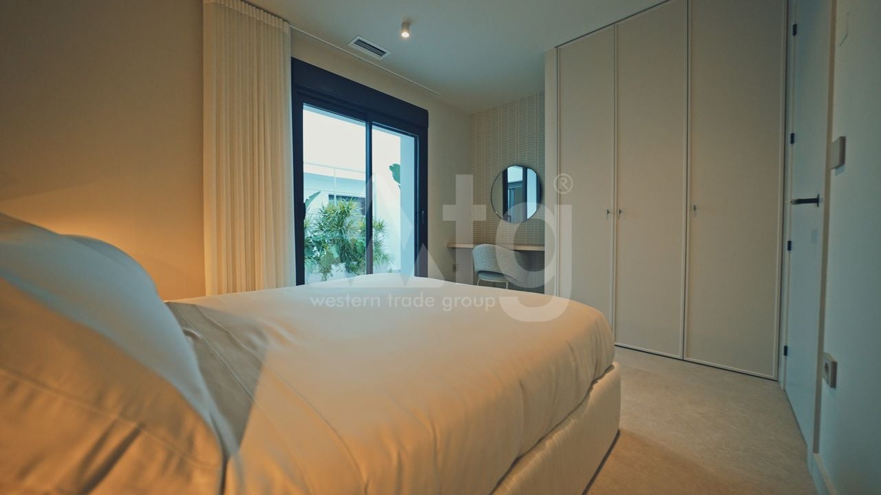 4 bedroom Villa in Ciudad Quesada - AT107022 - Photo - 30