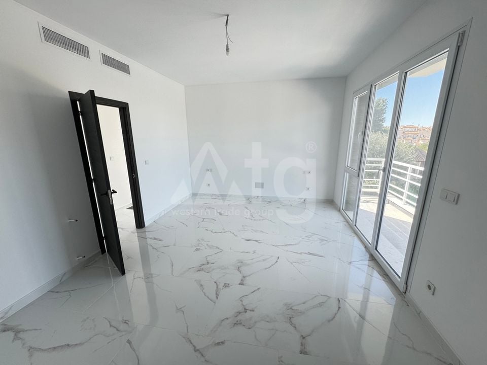 4 bedroom Villa in Los Balcones - DP52948 - Photo - 11
