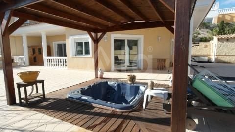 5 bedroom Villa in Alfaz del Pi - ICB55150 - Photo - 6