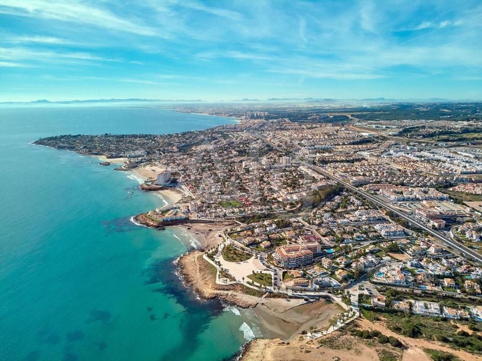 4 bedroom Villa in La Zenia - CBC1117206 - Photo - 15