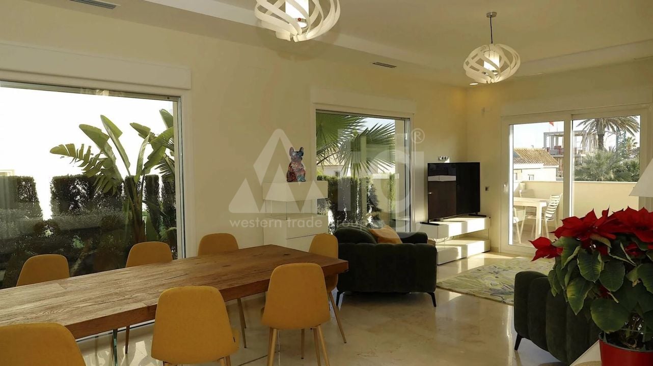 Villa de 5 chambres à La Senia - SBL1117635 - Photo - 4