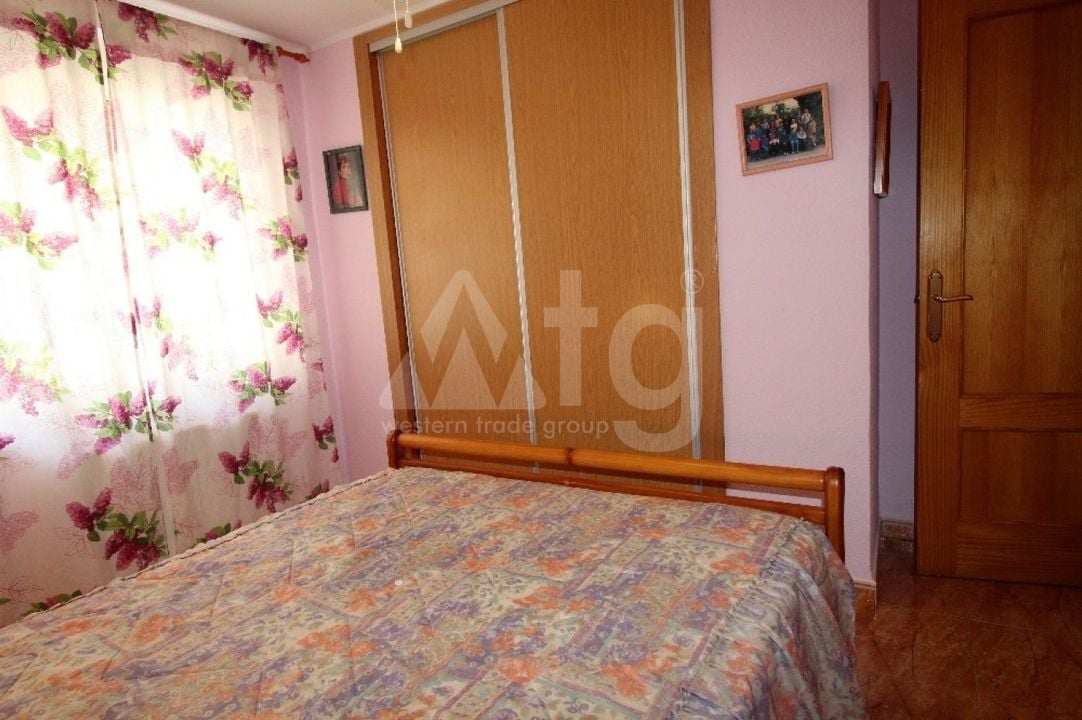 5 bedroom Villa in Torrevieja - RH59002 - Photo - 17