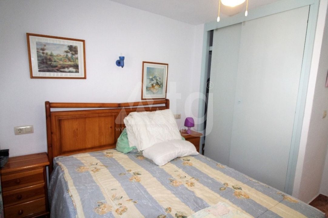 5 bedroom Villa in Torrevieja - RH59002 - Photo - 19