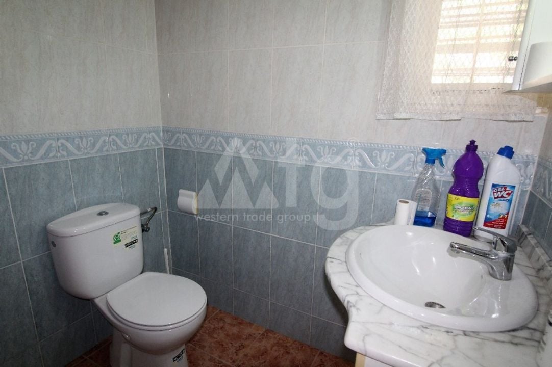 5 bedroom Villa in Torrevieja - RH59002 - Photo - 23