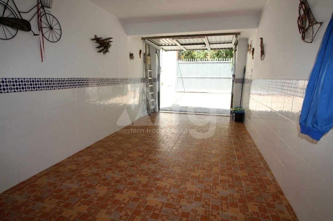 5 bedroom Villa in Torrevieja - RH59002 - Photo - 35