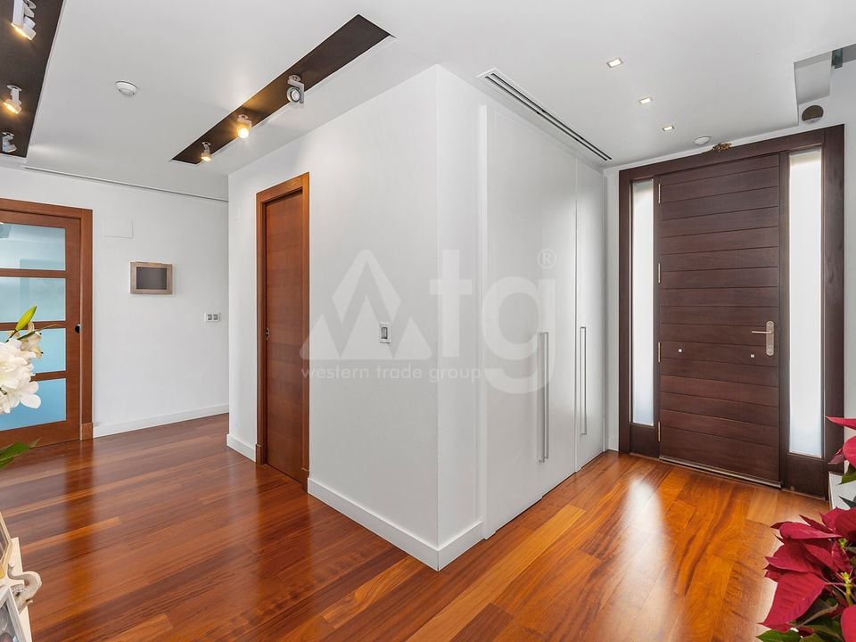 6 bedroom Villa in Algorfa - CCT59060 - Photo - 42