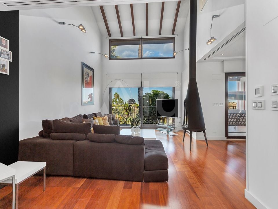 6 bedroom Villa in Algorfa - CCT59060 - Photo - 4
