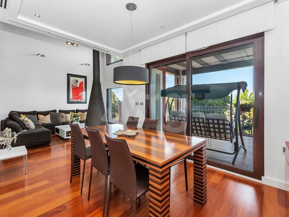 6 bedroom Villa in Algorfa - CCT59060 - Photo - 5