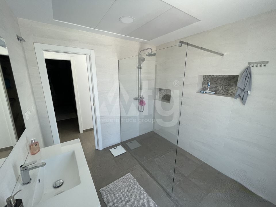 5 bedroom Villa in Catral - SMM93247 - Photo - 12