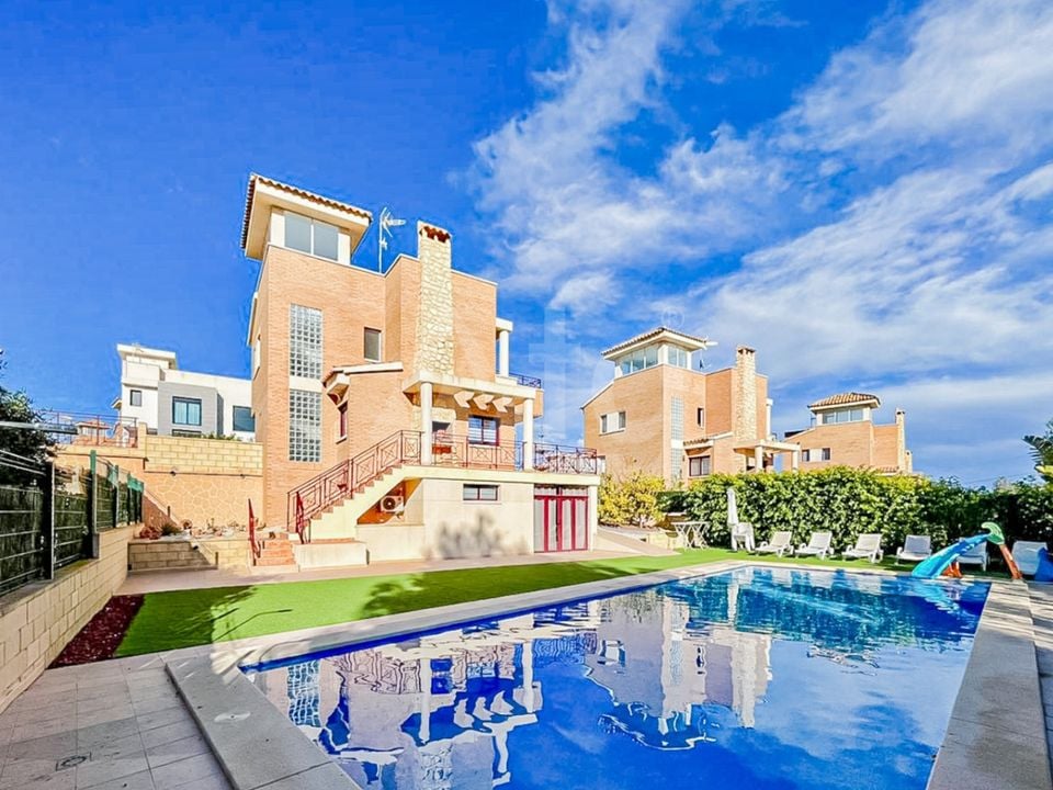 4 bedroom Villa in La Nucia - CPP90046 - Photo - 1
