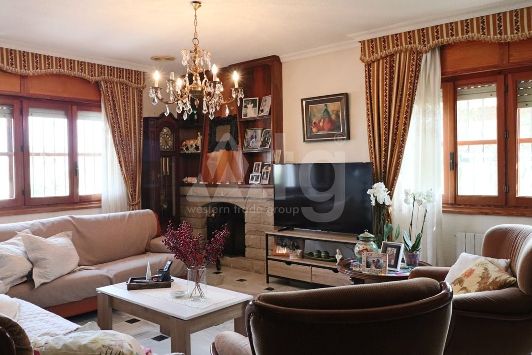 6 bedroom Villa in La Nucia - CPP60035 - Photo - 9